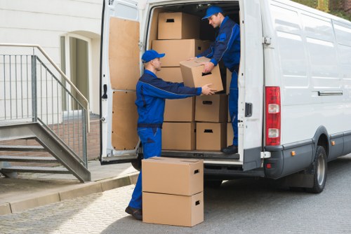 Local moving van helping with access and parking in Keston