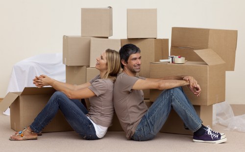 Commercial packing and unpacking service for a local Keston business