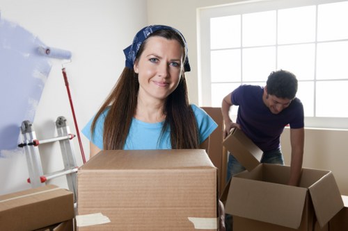Careful packing and loading support for a Keston house move